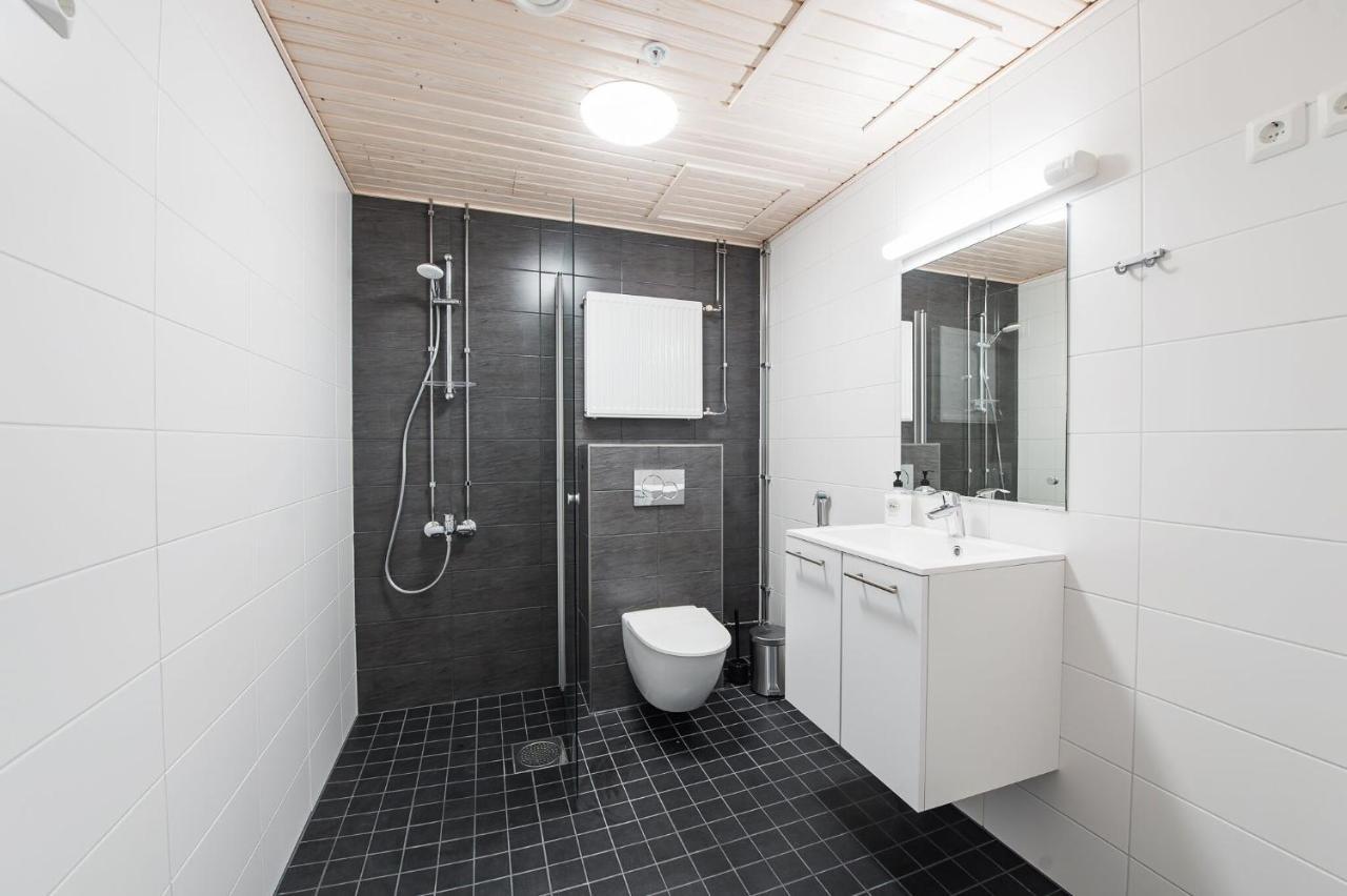 Forenom Serviced Apartments Vantaa Neilikkatie Buitenkant foto